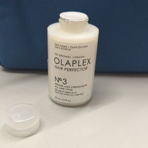 OLAPLEX No.3 Hair Perfector in White
